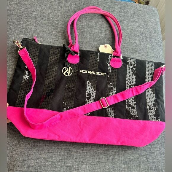 Victorias Secret Duffle Bag - Picture 1 of 12